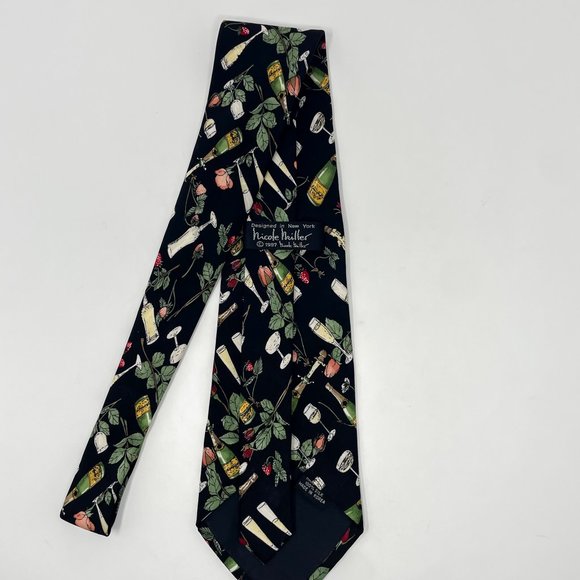 Nicole Miller Silk Tie Champagne Strawberries Roses 4" 100% Silk Vintage 1997 - Picture 3 of 5